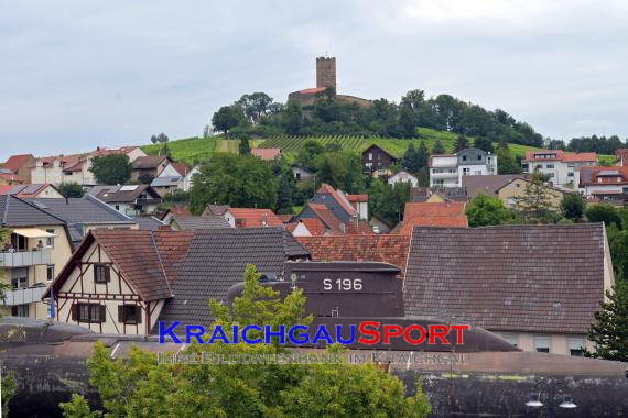 U-Boot-Transport-durch-Hilsbach-und-Weiler (© Siegfried Lörz)
